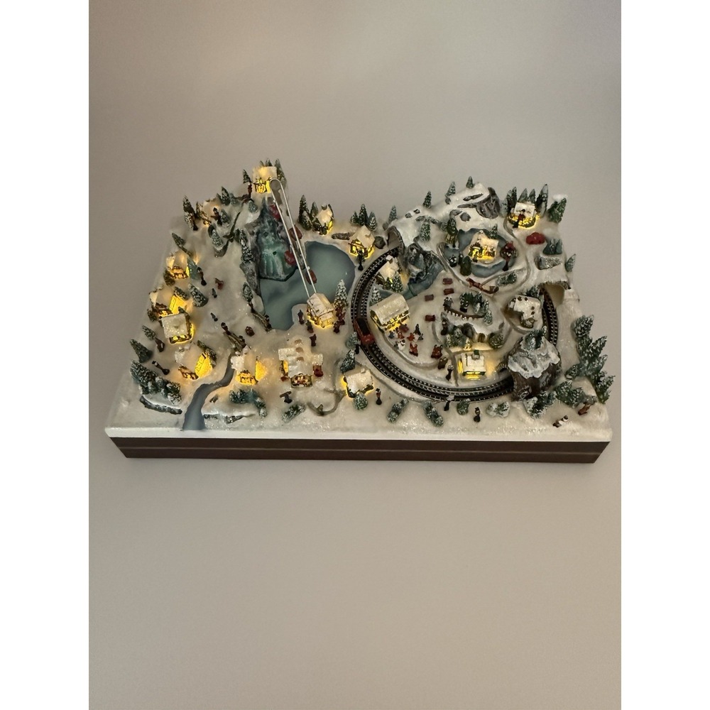 Thomas Kinkade Christmas Village Miniatures "Ski Resort" Hawthorne Village